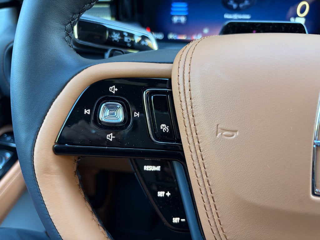 2027 Lincoln Aviator Black Label Premium