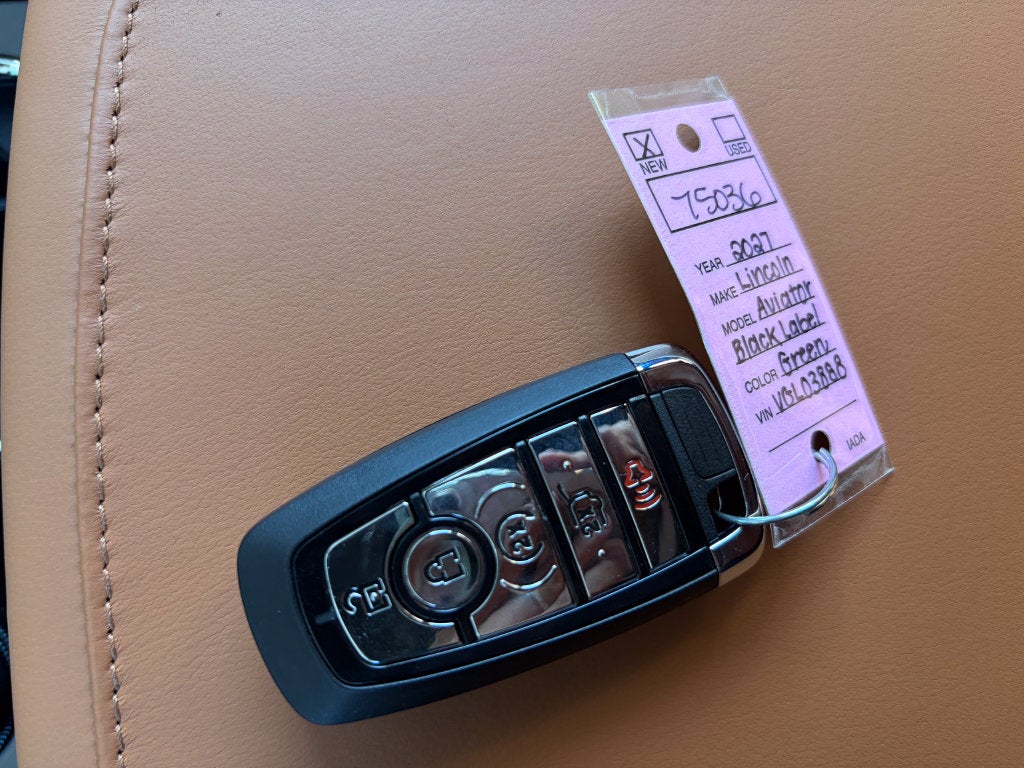 2027 Lincoln Aviator Black Label Premium