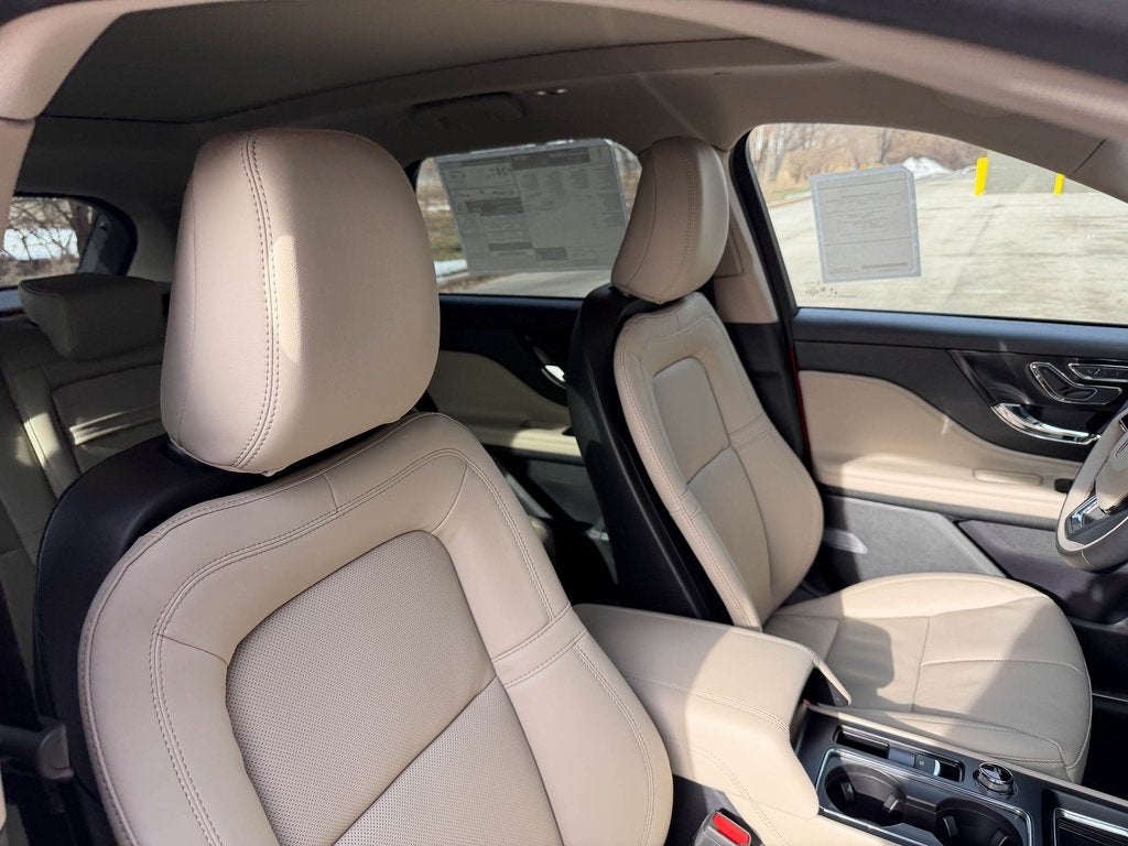 2026 Lincoln Corsair Premiere