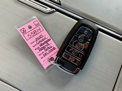 2025 Lincoln Navigator Reserve