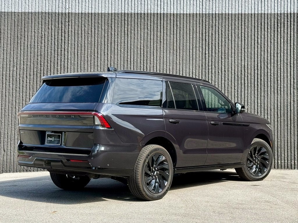 2025 Lincoln Navigator Reserve