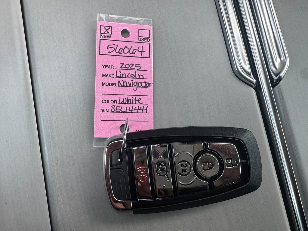 2025 Lincoln Navigator Reserve