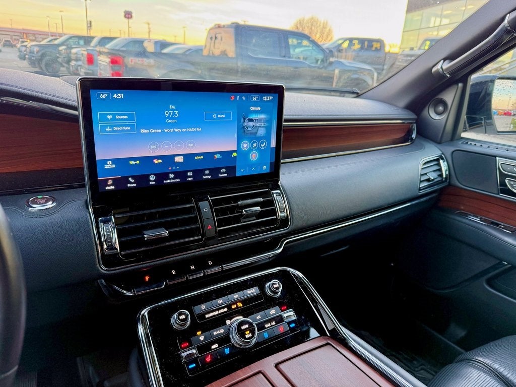 2023 Lincoln Navigator Reserve