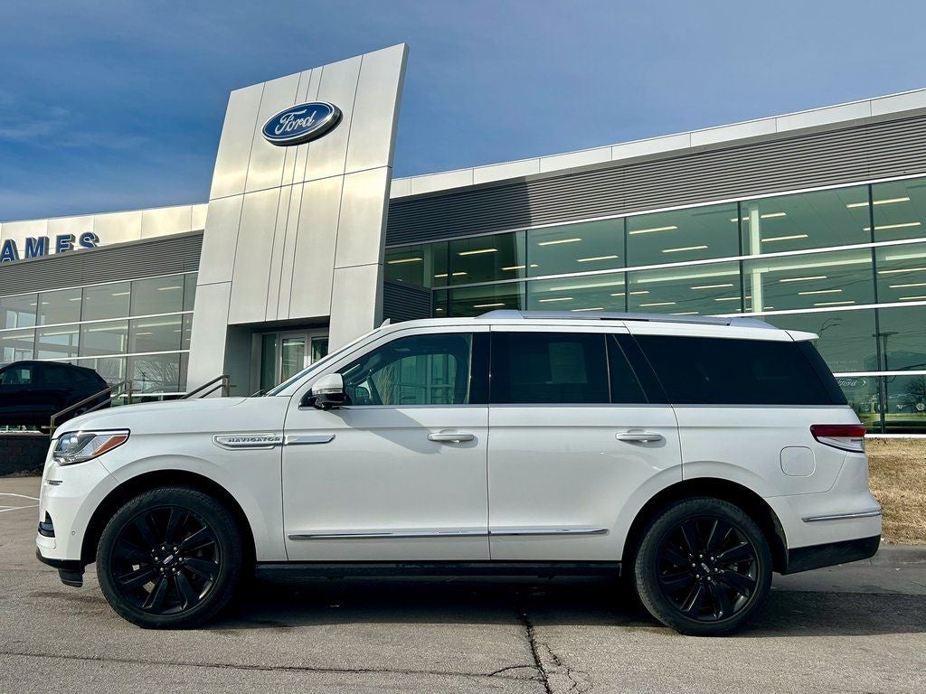2023 Lincoln Navigator Reserve