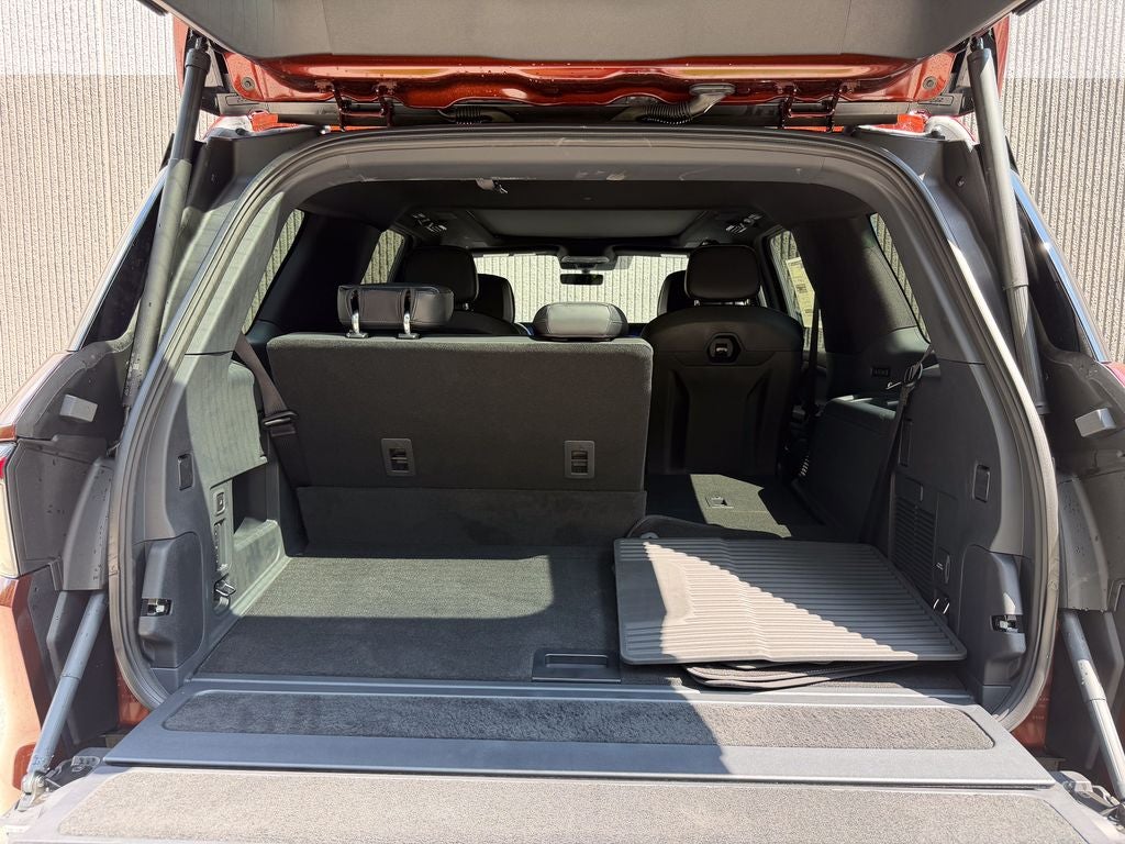2027 Lincoln Navigator Reserve