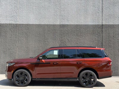 2027 Lincoln Navigator Reserve