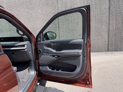 2027 Lincoln Navigator Reserve