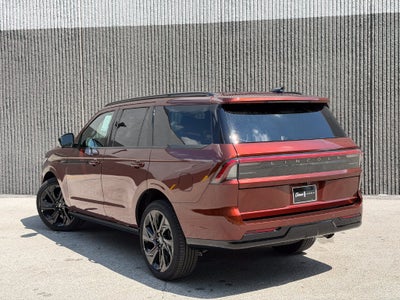2027 Lincoln Navigator Reserve