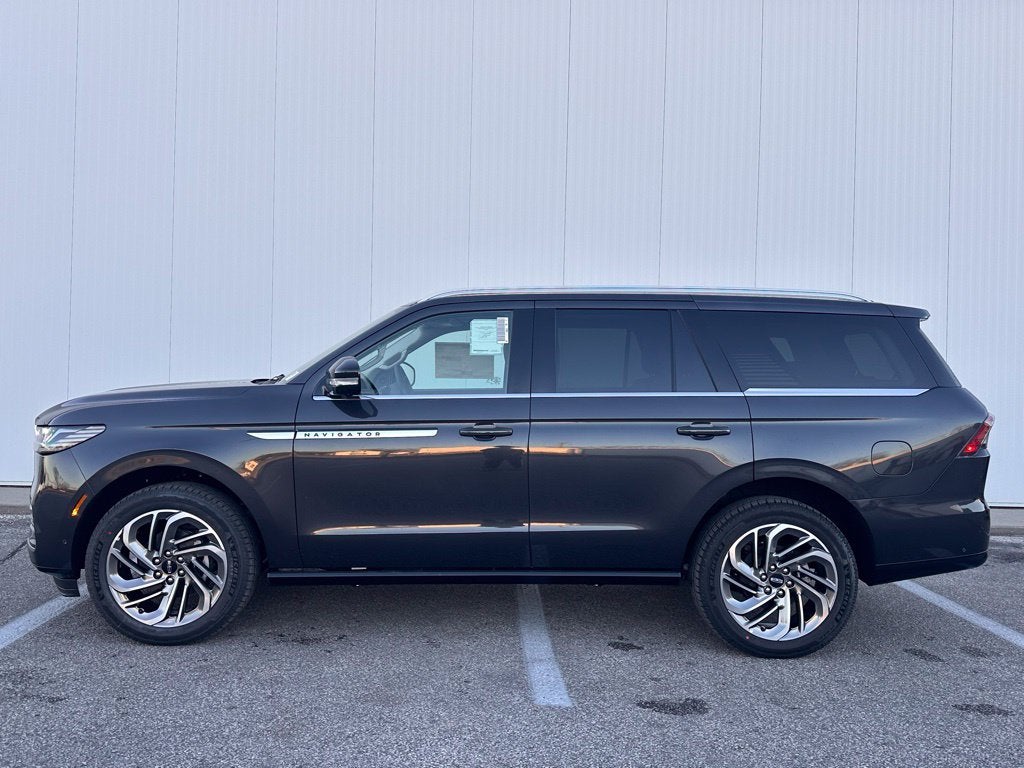 2025 Lincoln Navigator Reserve