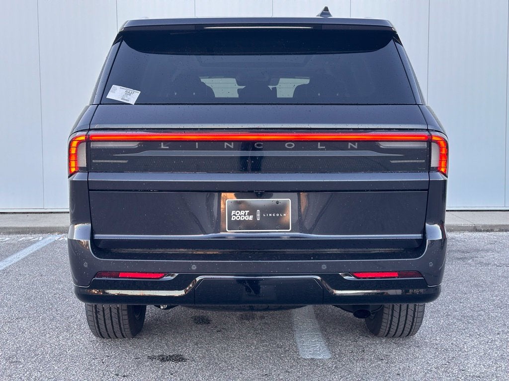 2025 Lincoln Navigator Reserve