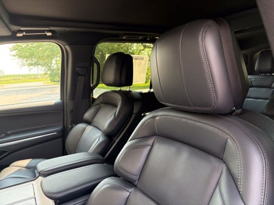2027 Lincoln Navigator Reserve