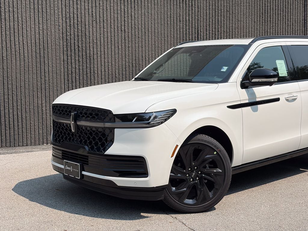2027 Lincoln Navigator Reserve