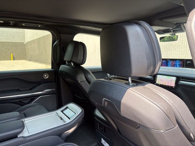 2027 Lincoln Navigator Reserve