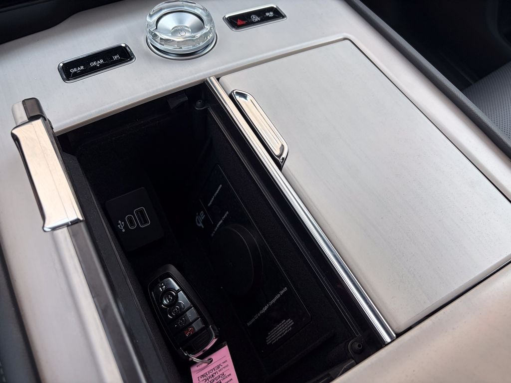 2027 Lincoln Navigator Reserve