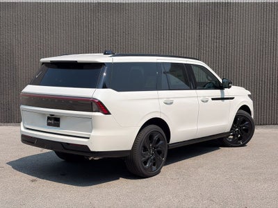 2027 Lincoln Navigator Reserve