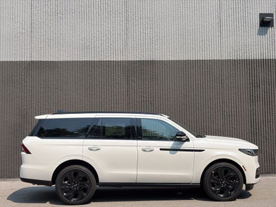 2027 Lincoln Navigator Reserve