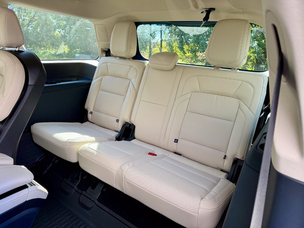 2027 Lincoln Navigator Reserve