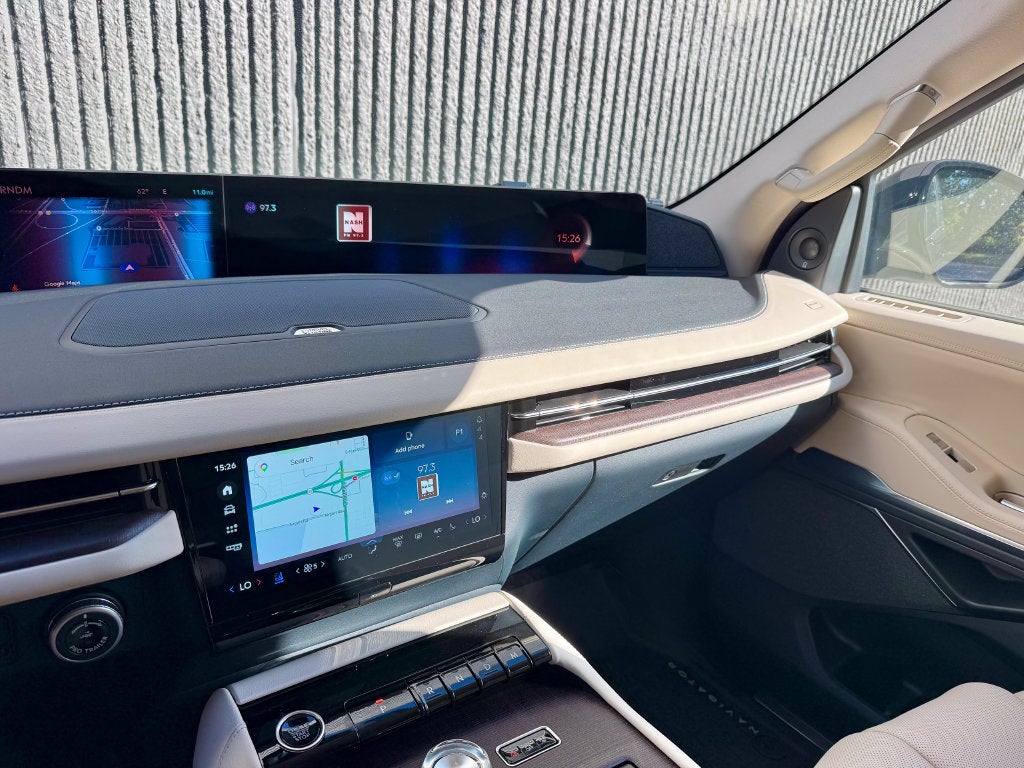 2027 Lincoln Navigator Reserve