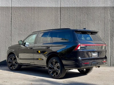 2027 Lincoln Navigator Reserve