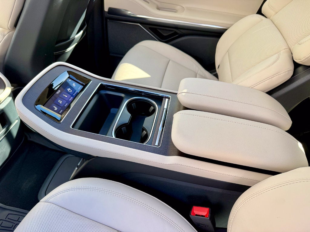 2027 Lincoln Navigator Reserve