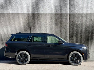 2027 Lincoln Navigator Reserve