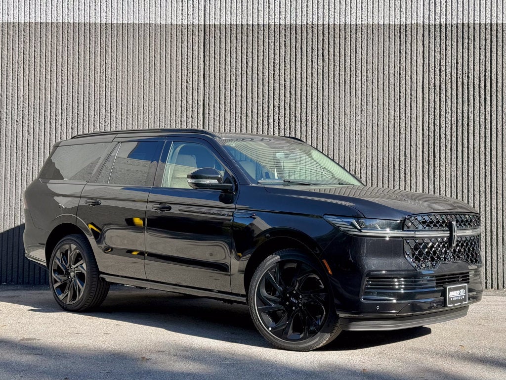 2027 Lincoln Navigator Reserve