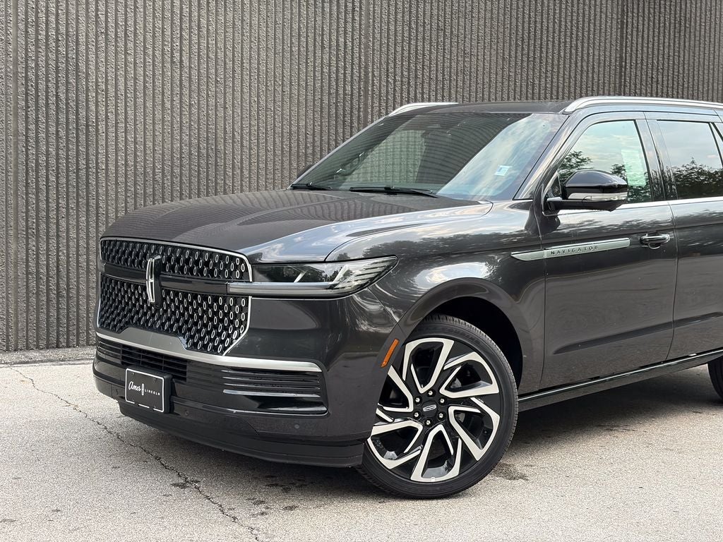 2027 Lincoln Navigator Reserve