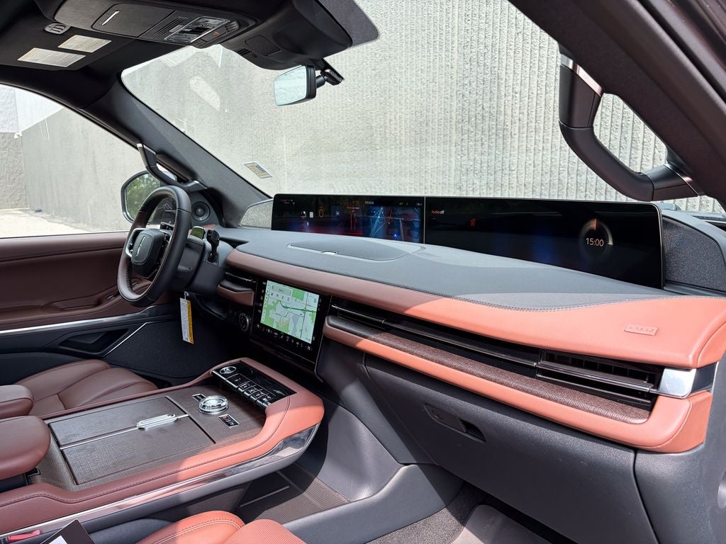 2027 Lincoln Navigator Reserve