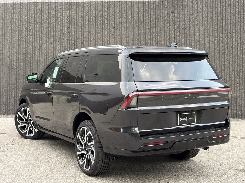 2027 Lincoln Navigator Reserve
