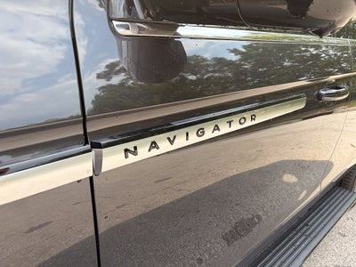 2027 Lincoln Navigator Reserve