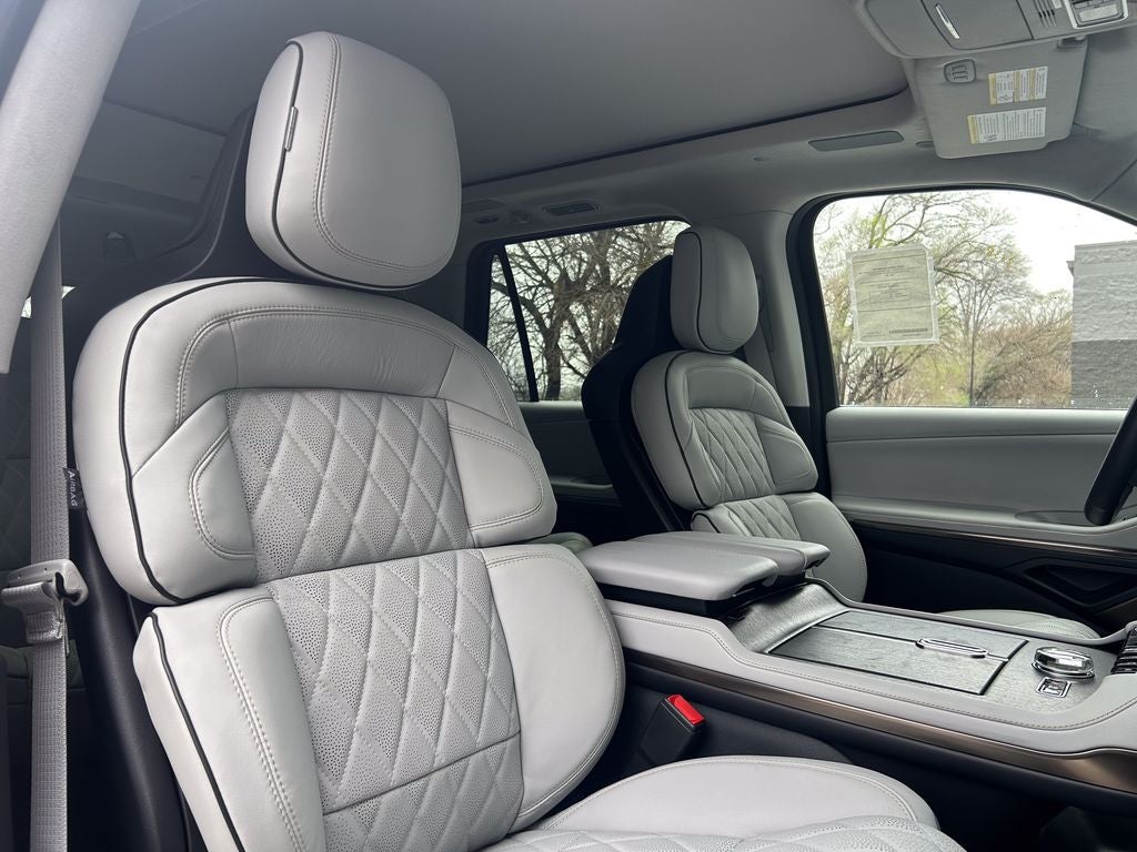 2026 Lincoln Navigator Black Label