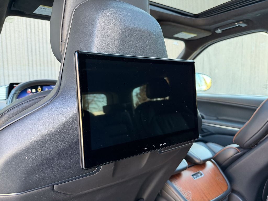 2025 Lincoln Navigator Black Label