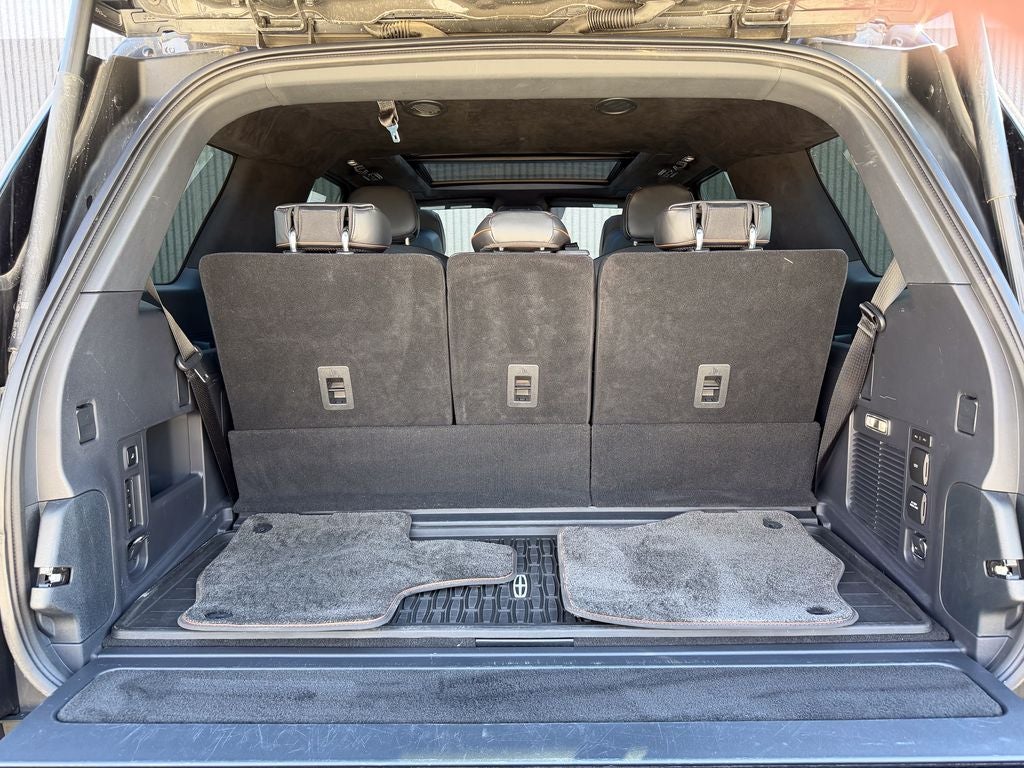 2025 Lincoln Navigator Black Label