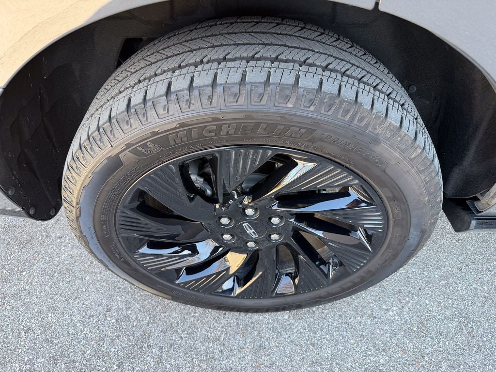 2025 Lincoln Navigator Black Label