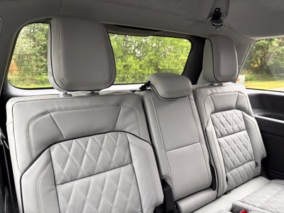 2027 Lincoln Navigator Black Label