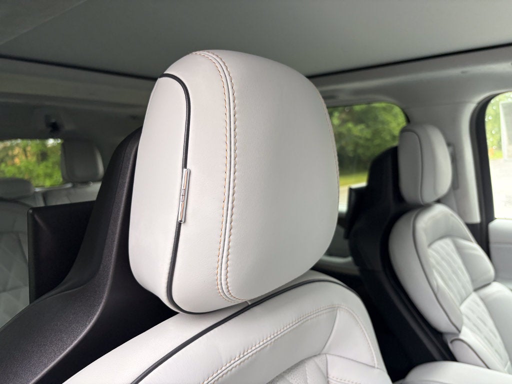 2027 Lincoln Navigator Black Label