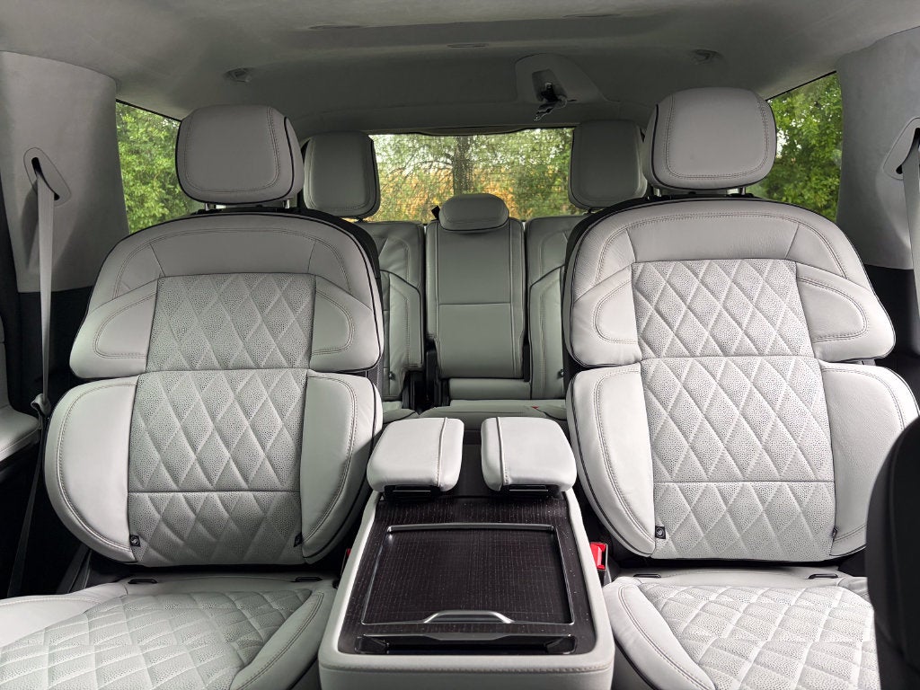 2027 Lincoln Navigator Black Label