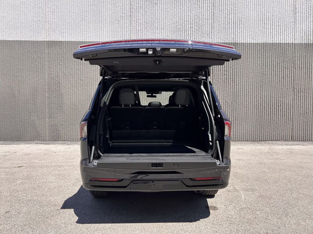 2025 Lincoln Navigator Black Label