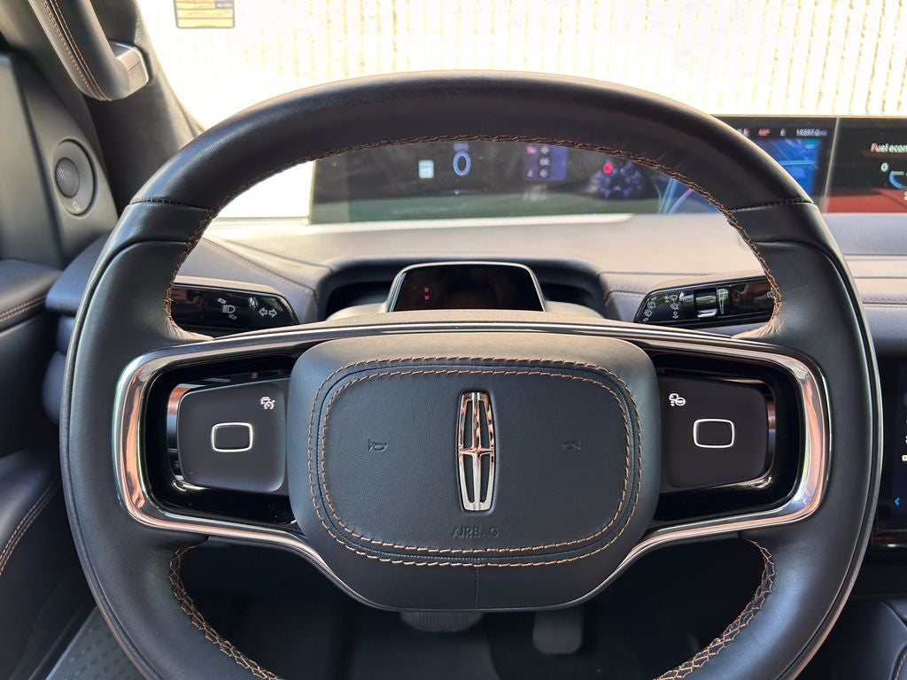 2025 Lincoln Navigator Black Label