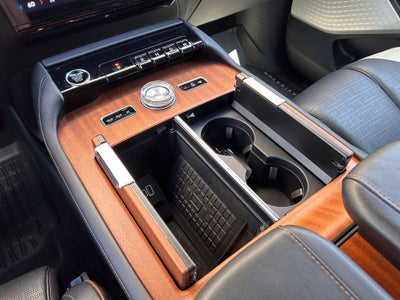 2025 Lincoln Navigator Black Label