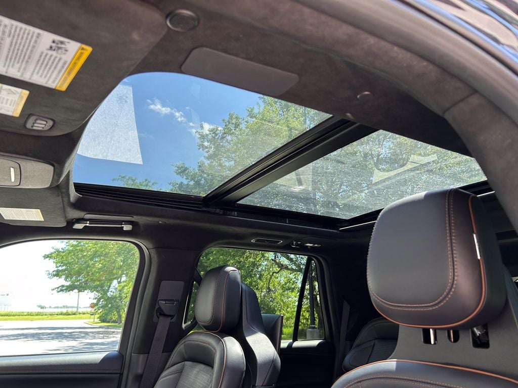 2025 Lincoln Navigator Black Label