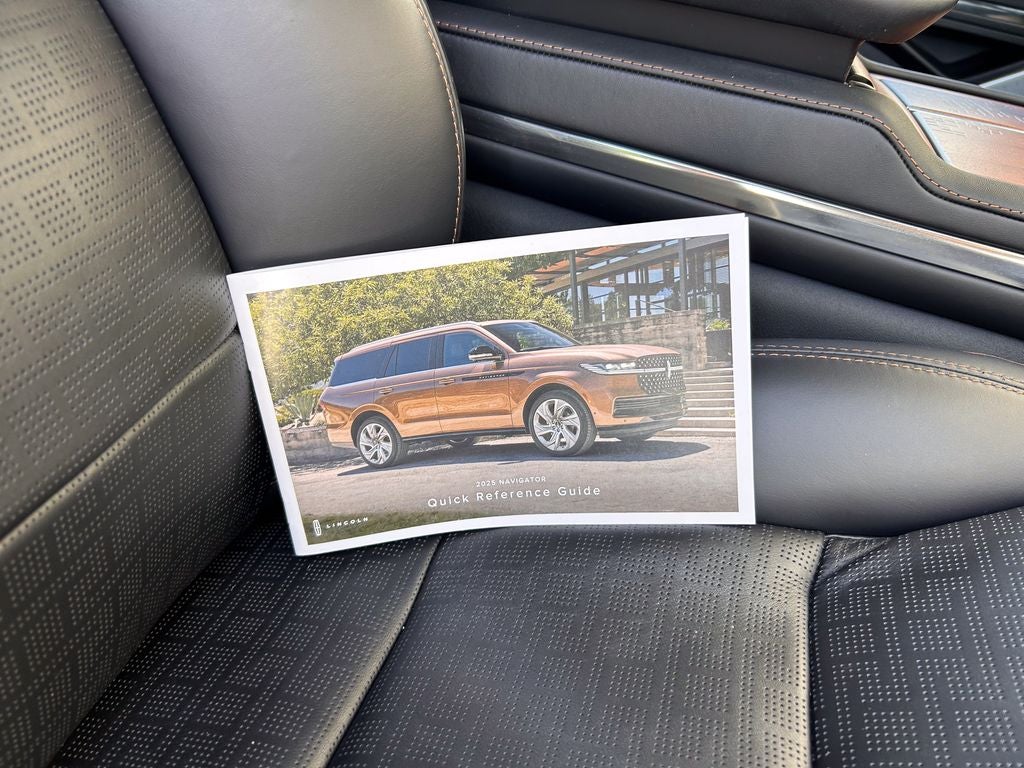 2025 Lincoln Navigator Black Label