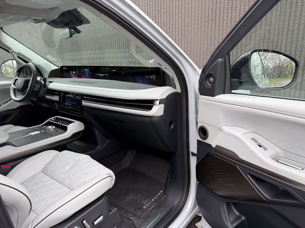 2026 Lincoln Navigator Black Label
