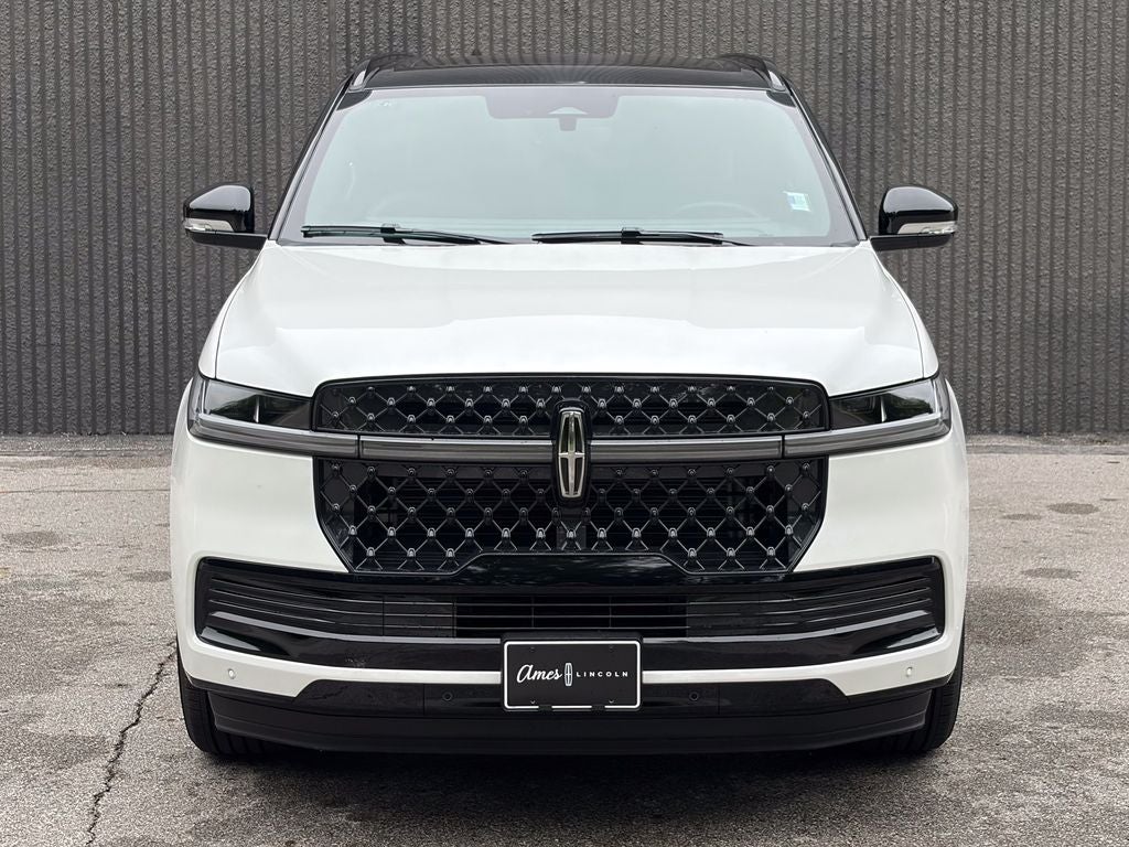 2027 Lincoln Navigator Black Label