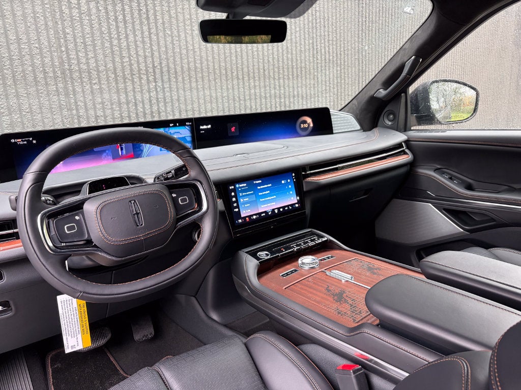 2027 Lincoln Navigator Black Label