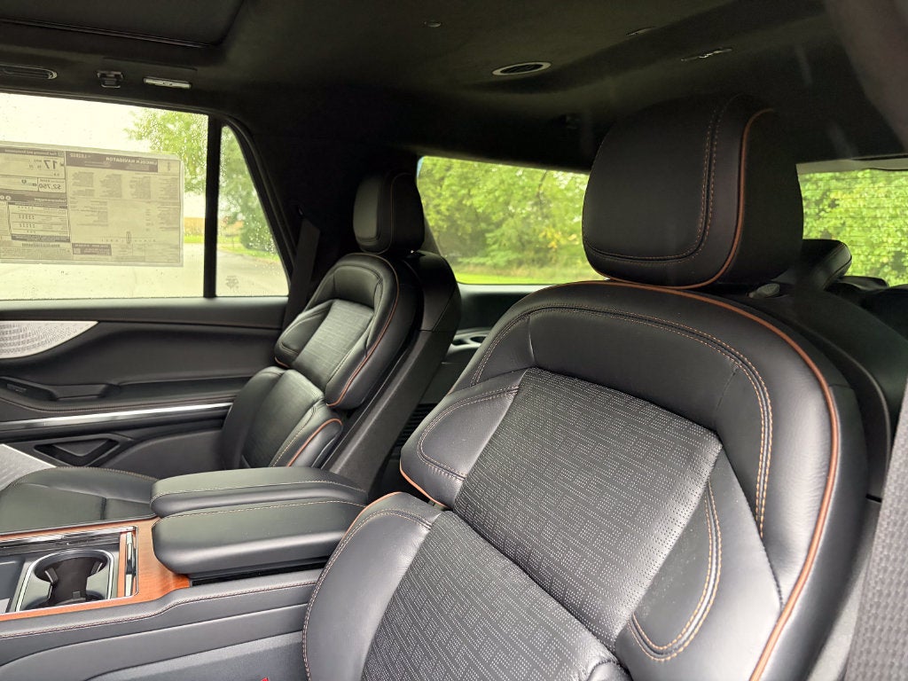 2027 Lincoln Navigator Black Label
