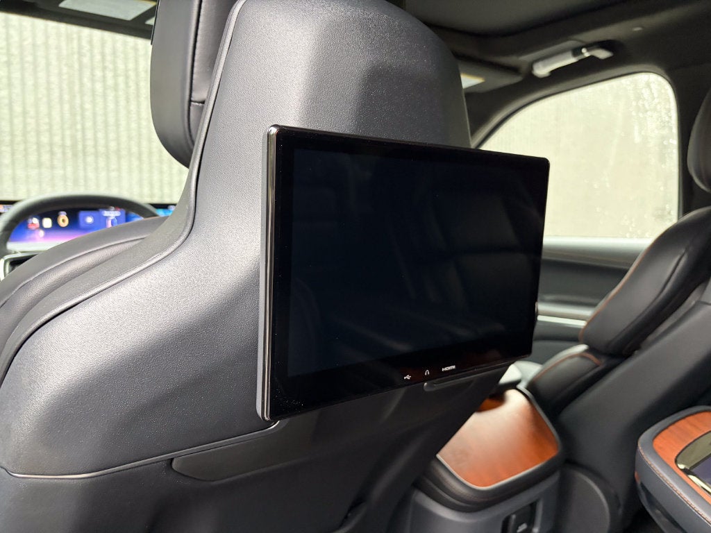 2027 Lincoln Navigator Black Label