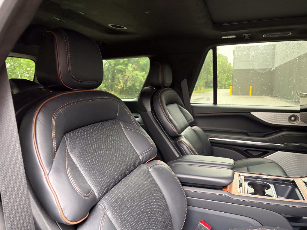 2027 Lincoln Navigator Black Label