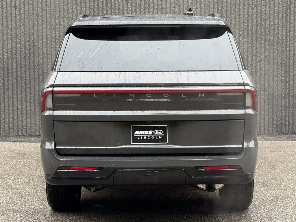 2027 Lincoln Navigator Black Label