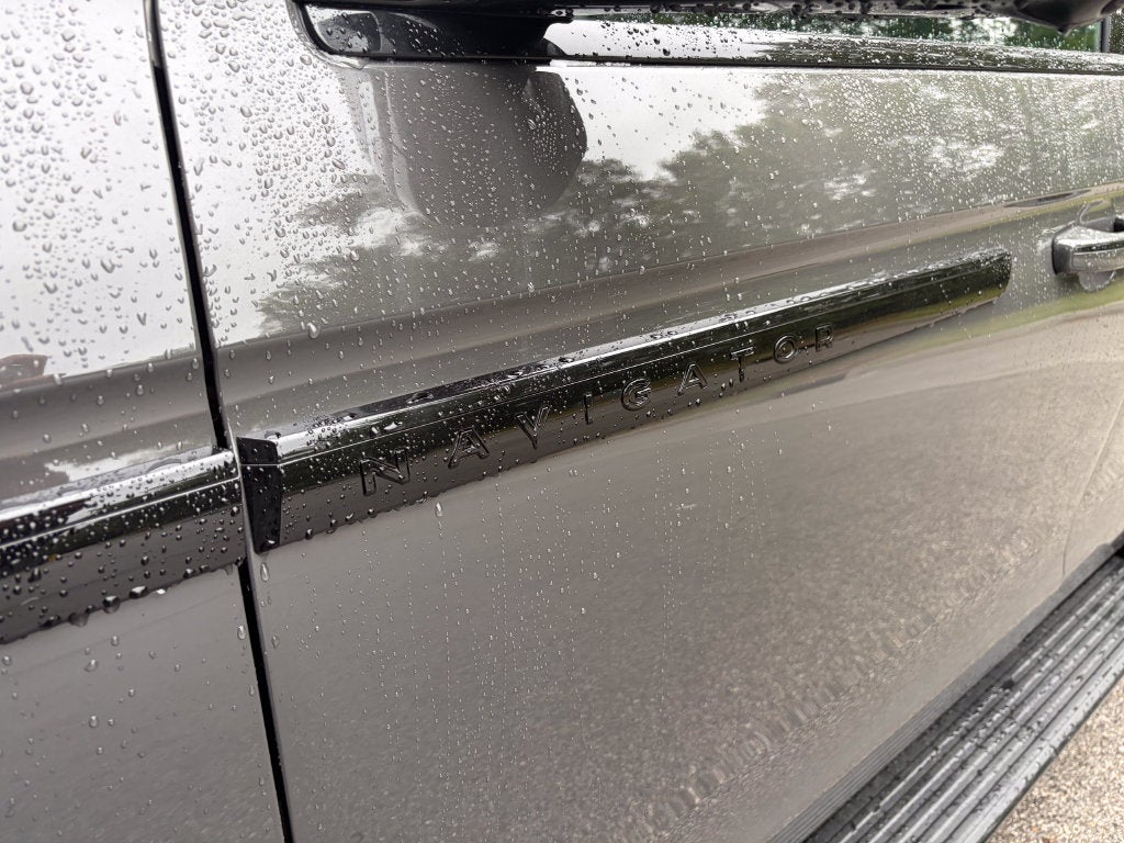 2027 Lincoln Navigator Black Label